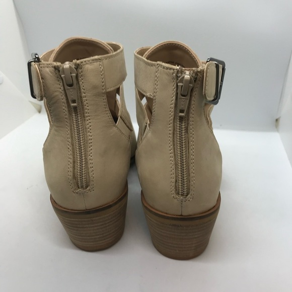 Crevo Leather Strappy Shootie Size 10 Zipper Back Block Heels JESSAMINE Bone - Picture 5 of 10